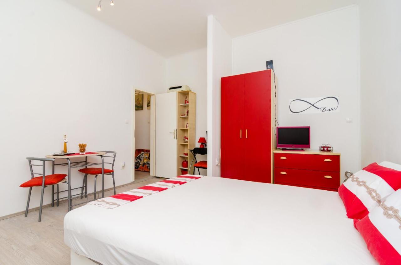 Apartment Caceris Dubrovnik Bagian luar foto