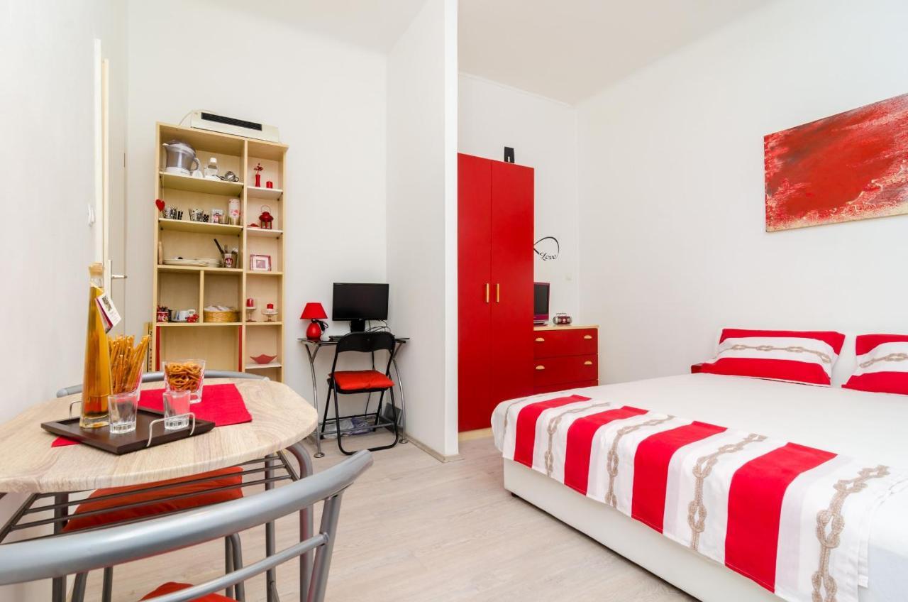 Apartment Caceris Dubrovnik Bagian luar foto